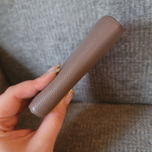 Kate Spade Compact Leather Wallet - Picture 11 of 11